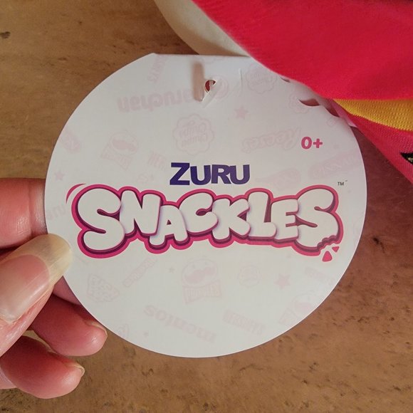 Zuru Snackles Super Sized Plush Toy NWT - Susie - Picture 4 of 5